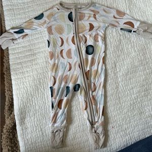 Little Sleepies Luna neutral size newborn